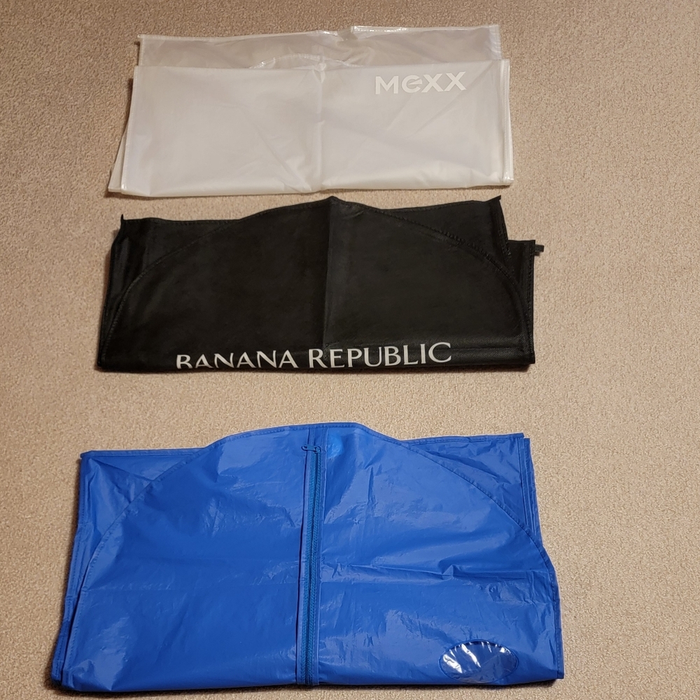 THREE SUIT/DRESS/COAT GARMENT COVERS